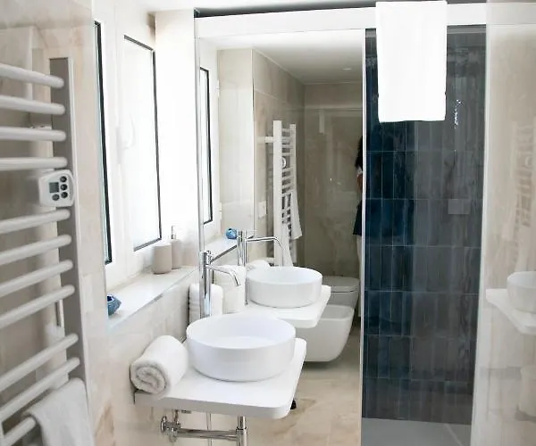 Amare בית הארחה בארי