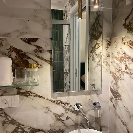 Amare Πανσιόν